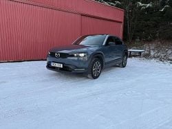 Grå Begagnad 2020 Mazda MX30 Edition SUV | 149 500 kr (Marknadspris)