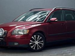 Röd Begagnad 2005 Volvo V50 Kombi | 39 900 kr (Marknadspris)
