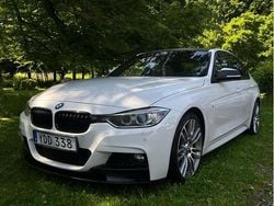 Vit Begagnad 2013 BMW 328 M Sport Sedan | 140 000 kr (Marknadspris)