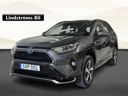 Mörkgrå (grå) Begagnad 2021 Toyota RAV4 Hybrid Active SUV | 414 900 kr (Marknadspris)