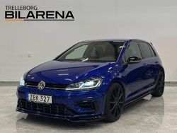 Blå Begagnad 2018 VW Golf VII R Halvkombi | 319 900 kr