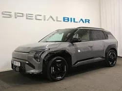 Grå Begagnad 2024 Kia EV3 4 SUV | 519 000 kr (Lite dyr)