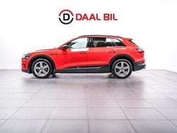 Röd Begagnad 2019 Audi e-tron Proline SUV | 309 700 kr (Marknadspris)