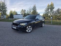 Svart Begagnad 2015 BMW X1 SUV | 117 000 kr (Marknadspris)