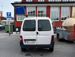 Vit Begagnad 2006 Peugeot Partner Minibuss | 6 000 kr (Superpris)
