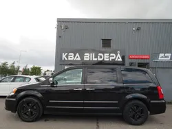 Svart Begagnad 2014 Lancia Voyager Minibuss | 124 900 kr (Marknadspris)