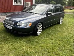 Blå Begagnad 2005 Volvo V70 Kombi | 23 000 kr (Marknadspris)