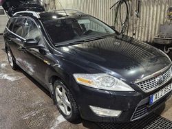 Svart Begagnad 2009 Ford Mondeo Titanium Kombi | 33 000 kr (Marknadspris)
