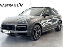 Grå Begagnad 2019 Porsche Cayenne Turbo S SUV | 1 395 000 kr