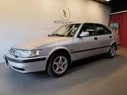 Ljusgrå Begagnad 2003 Saab 9-3 Halvkombi | 21 900 kr (Marknadspris)
