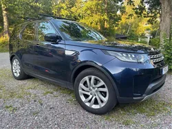 Blå Begagnad 2017 Land Rover Discovery 5 HSE SUV | 319 000 kr (Lite dyr)