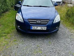 Blå Begagnad 2008 Kia Ceed Sportswagon 4 Kombi | 19 000 kr