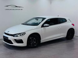Vit Begagnad 2016 VW Scirocco R Sportkupé | 199 900 kr (Marknadspris)