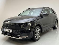 Svart Begagnad 2023 Kia e-Niro SUV | 250 000 kr (Bra pris)