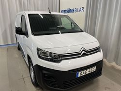 Vit Begagnad 2023 Citroën Berlingo Business Class Minibuss | 249 900 kr (Marknadspris)