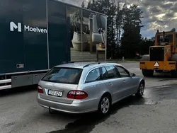 Silver Begagnad 2003 Mercedes E240 Kombi | 35 000 kr (Dyr)