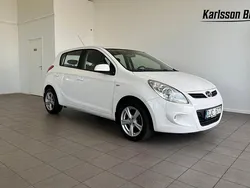 Vit Begagnad 2012 Hyundai i20 Select Halvkombi | 49 900 kr (Marknadspris)