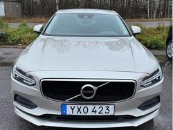 Begagnad 2018 Volvo S90 Momentum Sedan | 230 000 kr (Marknadspris)