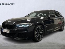 Svart Begagnad 2021 BMW 520 M Sport Kombi | 329 900 kr (Bra pris)