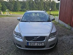 Silver Begagnad 2009 Volvo V50 Kombi | 35 000 kr (Marknadspris)
