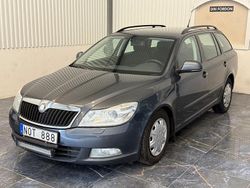 Mörkgrå Begagnad 2010 Skoda Octavia Elegance Kombi | 24 900 kr