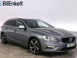 Grå Begagnad 2015 Volvo V60 R-Design Kombi | 174 900 kr (Dyr)