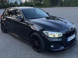 Svart Begagnad 2017 BMW 118 M Sport Halvkombi | 190 000 kr (Dyr)
