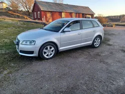 Silver Begagnad 2010 Audi A3 Sportback Attraction Halvkombi | 45 000 kr (Marknadspris)