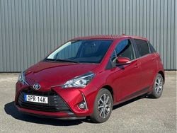 Röd Begagnad 2020 Toyota Yaris Halvkombi | 159 000 kr (Marknadspris)