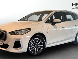 Vit (white) Begagnad 2024 BMW 225 Active Tourer M Sport Minibuss | 378 700 kr (Superpris)
