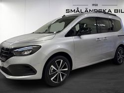 Silver Begagnad 2023 Mercedes EQT200 Minibuss | 531 160 kr