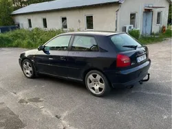 Blå Begagnad 2000 Audi A3 Halvkombi | 23 000 kr (Superpris)