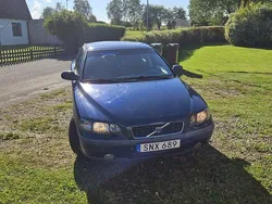 Blå Begagnad 2001 Volvo S60 Sedan | 19 500 kr (Bra pris)