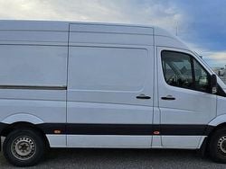Vit Begagnad 2015 Mercedes Sprinter Van | 175 000 kr (Bra pris)