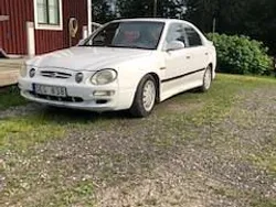 Vit Begagnad 2002 Kia Shuma Sedan | 8 500 kr