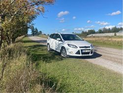 Vit Begagnad 2013 Ford Focus Kombi | 39 900 kr (Bra pris)