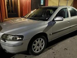 Grå Begagnad 2002 Volvo S60 Sedan | 25 500 kr (Bra pris)