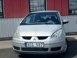 Silver Begagnad 2005 Mitsubishi Colt Halvkombi | 34 900 kr (Marknadspris)