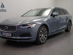 Grå Begagnad 2023 Volvo V90 Core Kombi | 379 500 kr (Marknadspris)