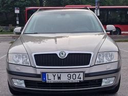 Brun Begagnad 2008 Skoda Octavia Kombi | 18 000 kr (Bra pris)