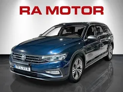 Blå Begagnad 2020 VW Passat Alltrack Kombi | 244 500 kr (Marknadspris)