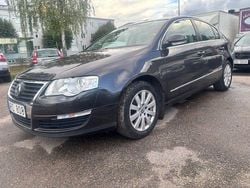 Mörkbrun Begagnad 2005 VW Passat Comfortline Sedan | 35 000 kr (Marknadspris)