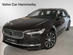 Grå Begagnad 2023 Volvo V90 Core Kombi | 419 000 kr (Marknadspris)