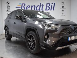 Gråmetallic Begagnad 2019 Toyota RAV4 Hybrid Style SUV | 299 500 kr (Marknadspris)