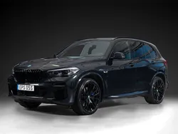 Svart Begagnad 2021 BMW X5 M Sport SUV | 725 000 kr
