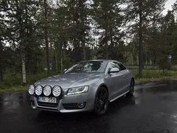 Grå Begagnad 2009 Audi A5 Comfort Sportkupé | 72 500 kr (Marknadspris)