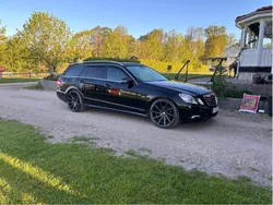 Svart Begagnad 2010 Mercedes E220 Avantgarde Kombi | 75 000 kr