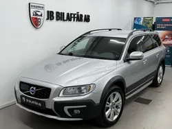 Silver Begagnad 2016 Volvo XC70 Momentum SUV | 319 700 kr (Dyr)