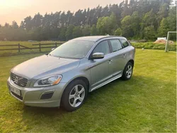 Silver Begagnad 2011 Volvo XC60 R-Design SUV | 111 000 kr (Marknadspris)
