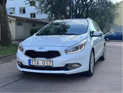 Vit Begagnad 2013 Kia Ceed Sportswagon Comfort Kombi | 58 000 kr (Marknadspris)